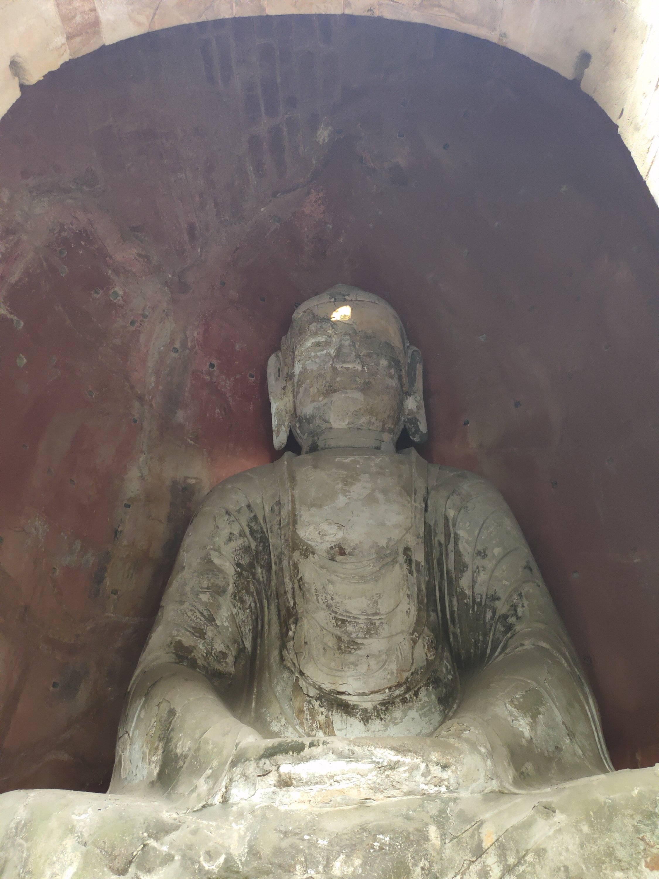 栖霞寺遇到佛光奇景