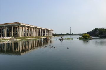 公司美景,正在申请AAAA景区!